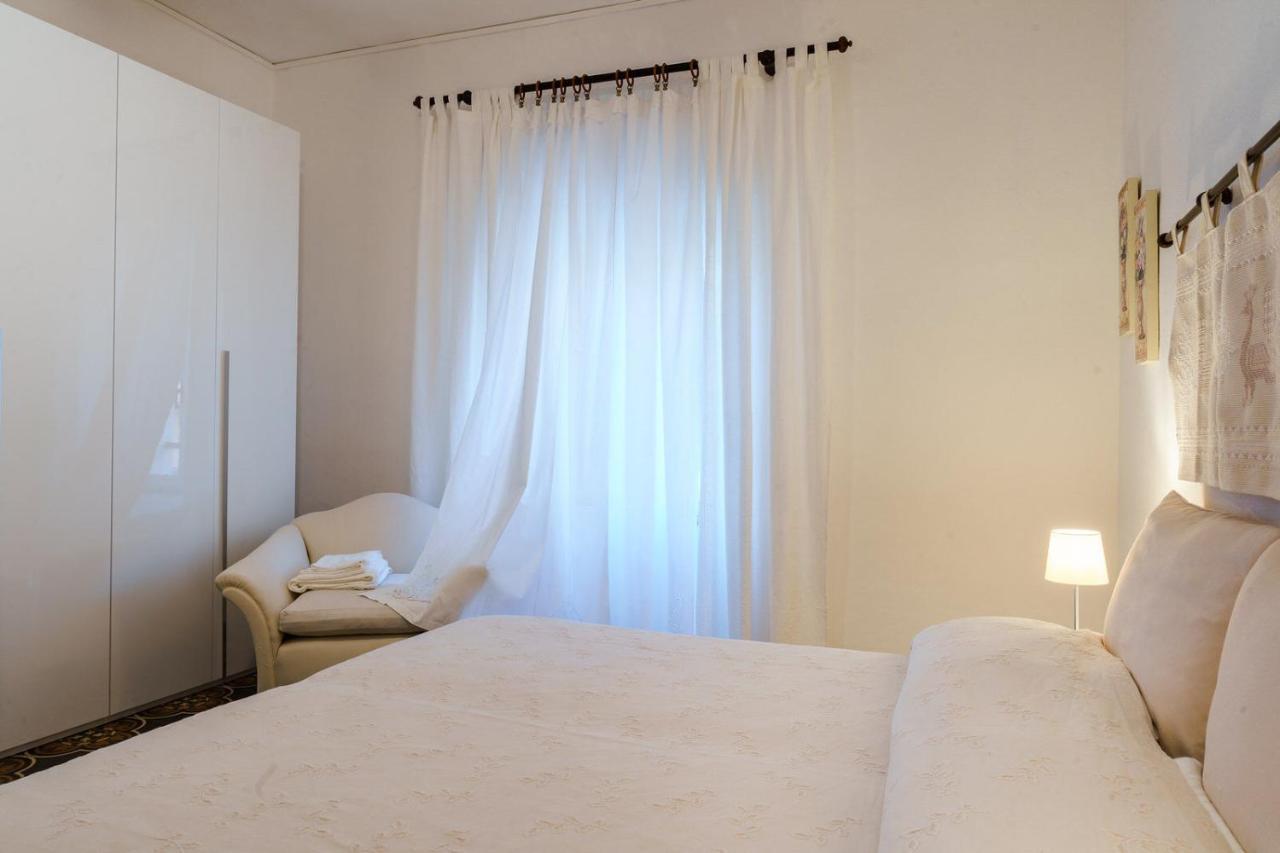 Holiday Home Alle Pavoncelle, Indipendente Con Terrazzo Di 60 Mq Portoscuso Bagian luar foto