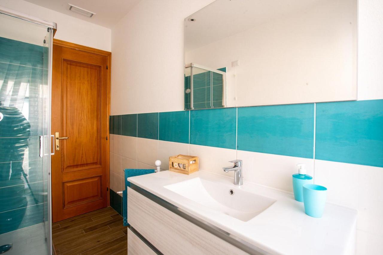 Holiday Home Alle Pavoncelle, Indipendente Con Terrazzo Di 60 Mq Portoscuso Bagian luar foto
