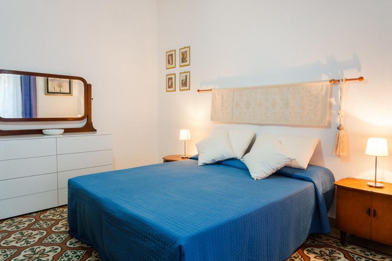 Holiday Home Alle Pavoncelle, Indipendente Con Terrazzo Di 60 Mq Portoscuso Bagian luar foto