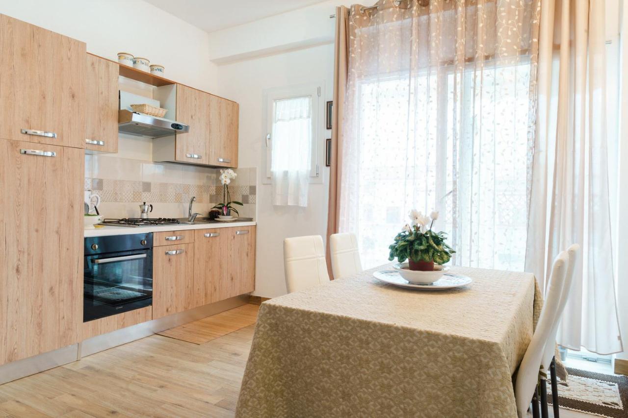Holiday Home Alle Pavoncelle, Indipendente Con Terrazzo Di 60 Mq Portoscuso Bagian luar foto
