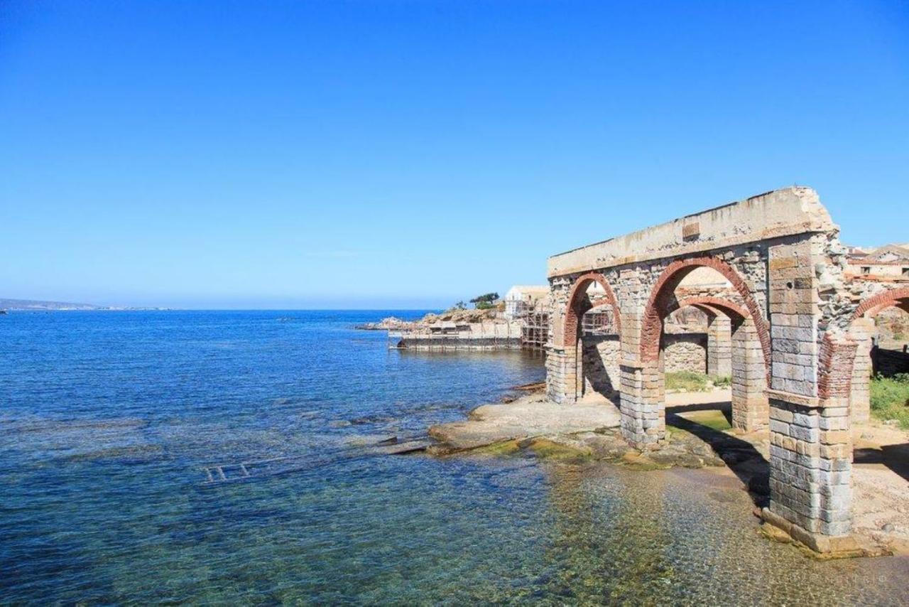 Holiday Home Alle Pavoncelle, Indipendente Con Terrazzo Di 60 Mq Portoscuso Bagian luar foto